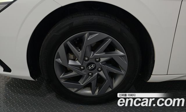 Hyundai AVANTE 2024 — photo 5
