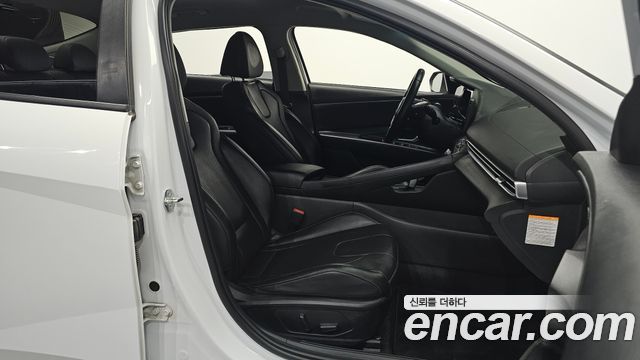 Hyundai AVANTE 2024 — photo 13