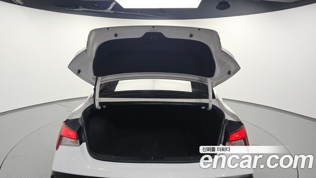 Hyundai AVANTE 2024 — photo 26