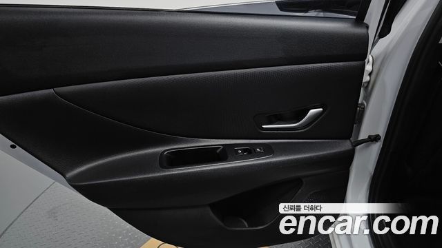 Hyundai AVANTE 2024 — photo 15