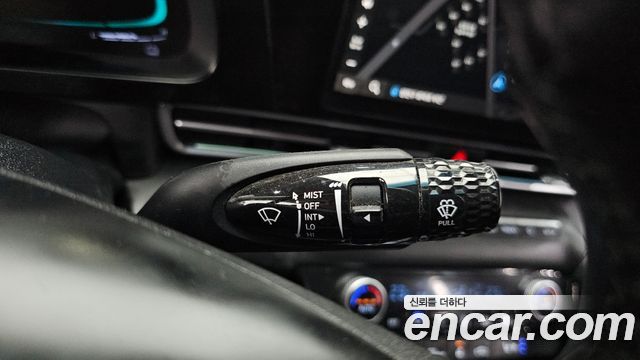 Hyundai AVANTE 2024 — photo 28