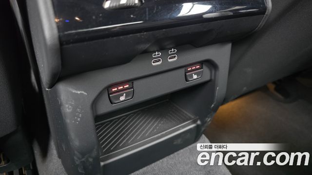 BMW 5-Series 2024 — photo 19