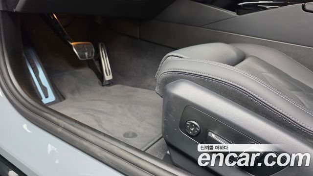 BMW 5-Series 2024 — photo 23