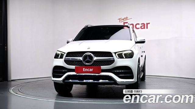 Mercedes-Benz GLE-Class 2020 — photo 3