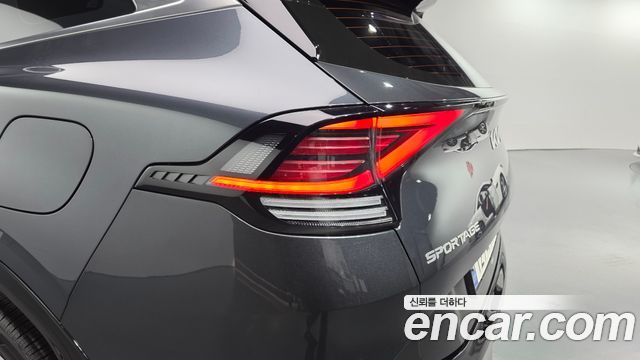 Kia Sportage 2022 — photo 9