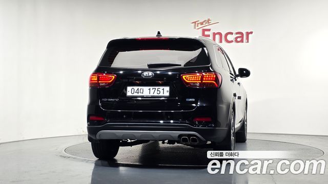 Kia Sorento 2018 — photo 4