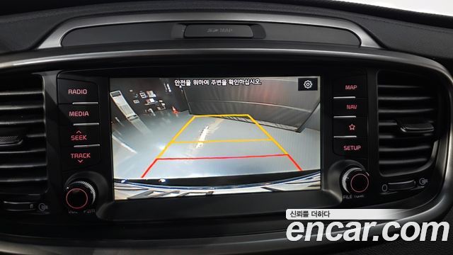 Kia Sorento 2018 — photo 21