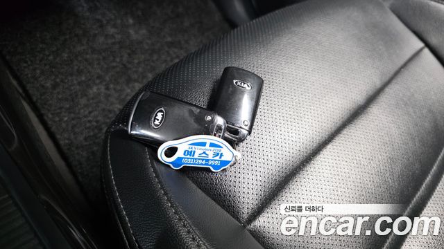 Kia Sorento 2018 — photo 22