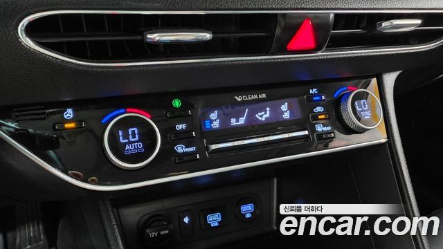 Hyundai Sonata 2022 — photo 15