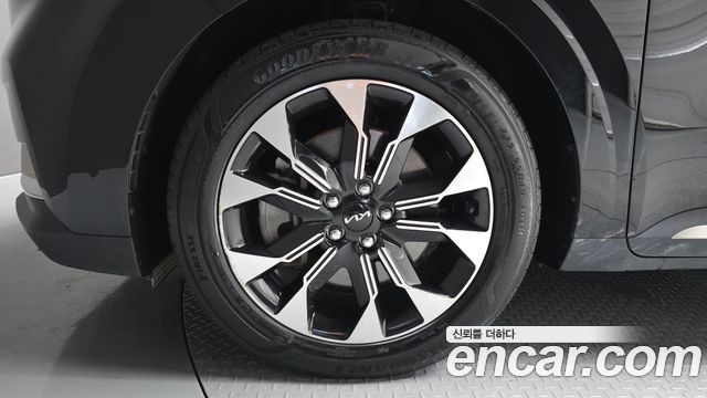 Kia Canival 2023 — photo 5