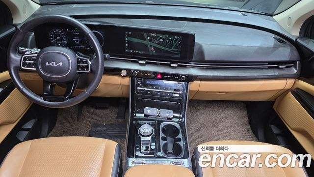 Kia Canival 2023 — photo 7
