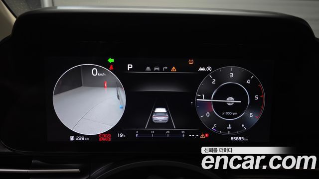 Kia Canival 2023 — photo 8