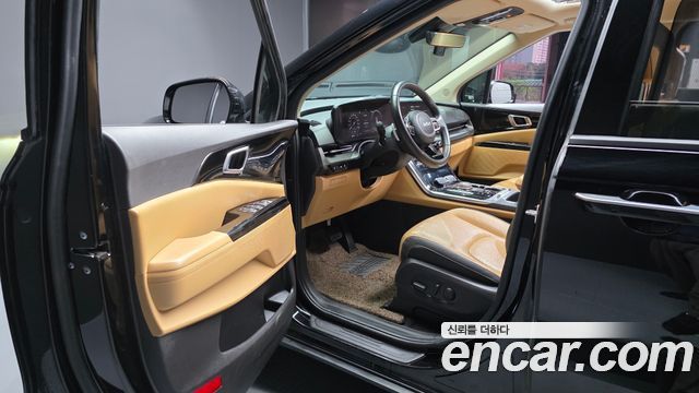 Kia Canival 2023 — photo 10