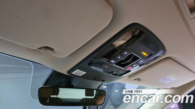 Kia Canival 2023 — photo 17