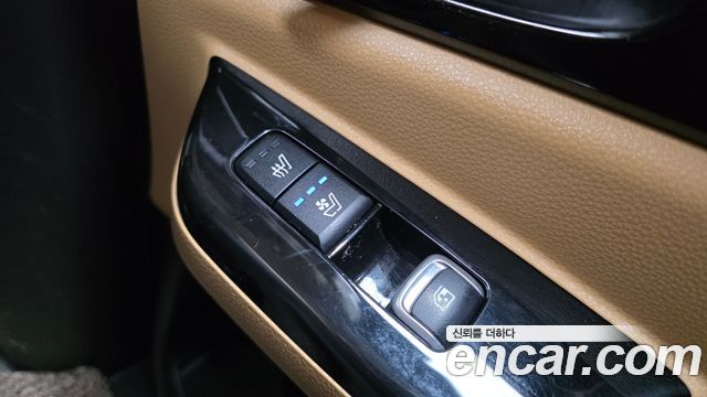 Kia Canival 2023 — photo 18