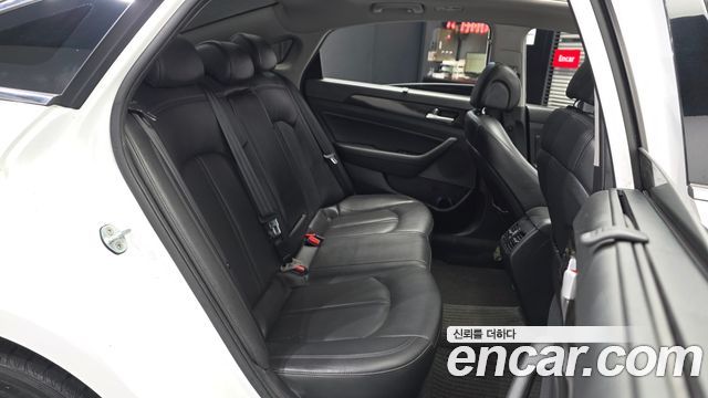 Hyundai Sonata 2016 — photo 18