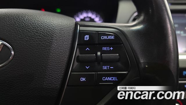 Hyundai Sonata 2016 — photo 25