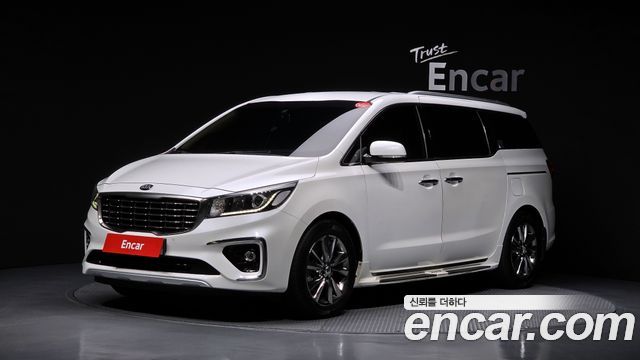 Kia Canival 2019 — photo 1
