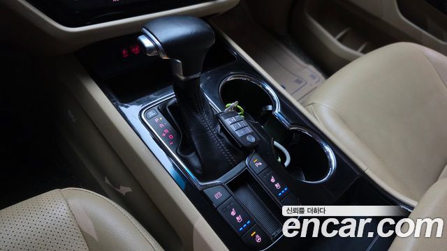 Kia Canival 2019 — photo 12