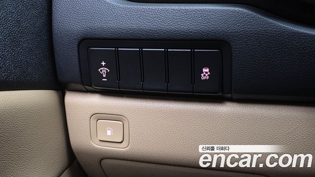 Kia Canival 2019 — photo 27