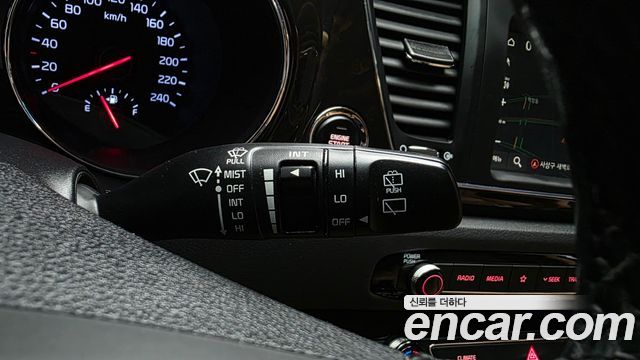 Kia Canival 2019 — photo 29