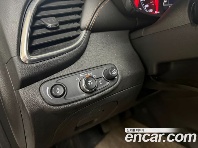 Chevrolet Korea Trax 2017 — photo 14