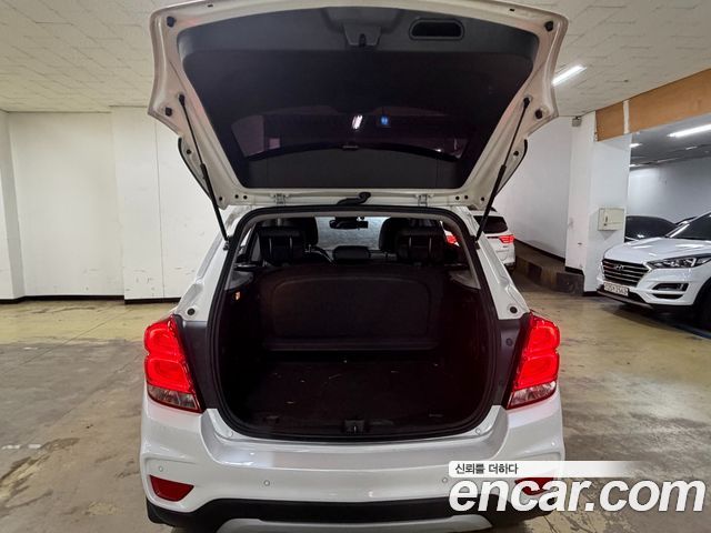 Chevrolet Korea Trax 2017 — photo 17