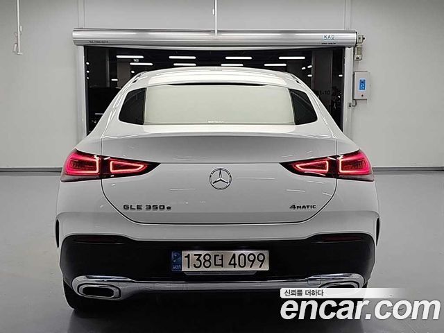 Mercedes-Benz GLE-Class 2021 — photo 3