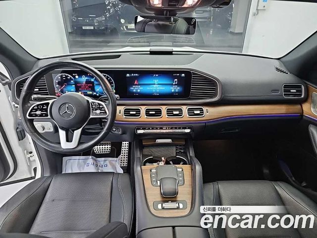 Mercedes-Benz GLE-Class 2021 — photo 7