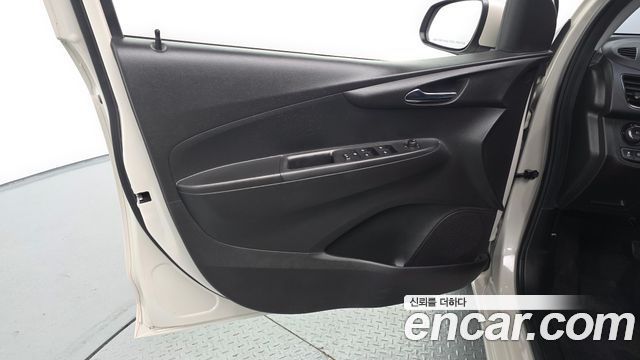 Chevrolet Korea Spark 2018 — photo 14