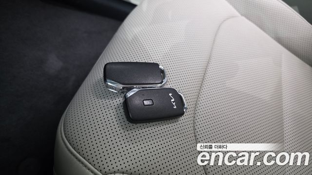 Kia EV6 2022 — photo 22