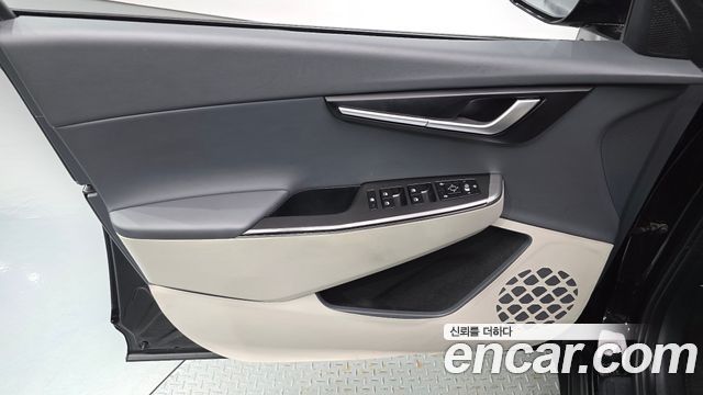 Kia EV6 2022 — photo 14