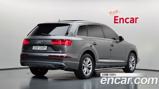 Audi Q7 2016 — photo 2