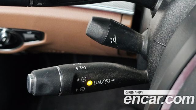 Mercedes-Benz E-Class 2018 — photo 17