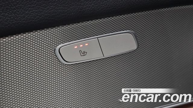 Mercedes-Benz E-Class 2018 — photo 20