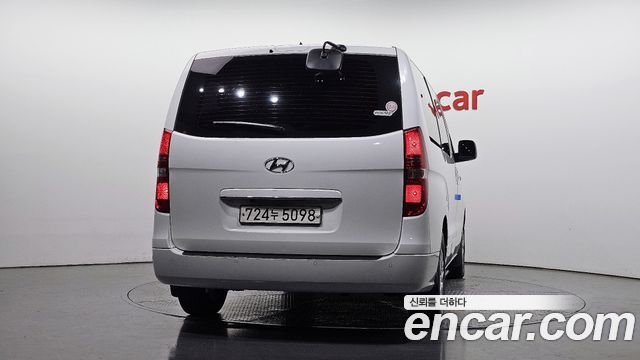 Hyundai Starex 2020 — photo 4