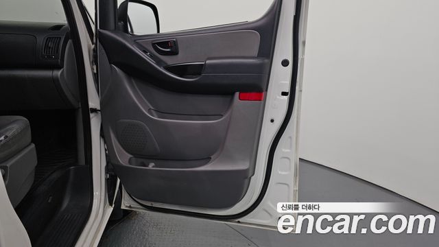 Hyundai Starex 2020 — photo 15
