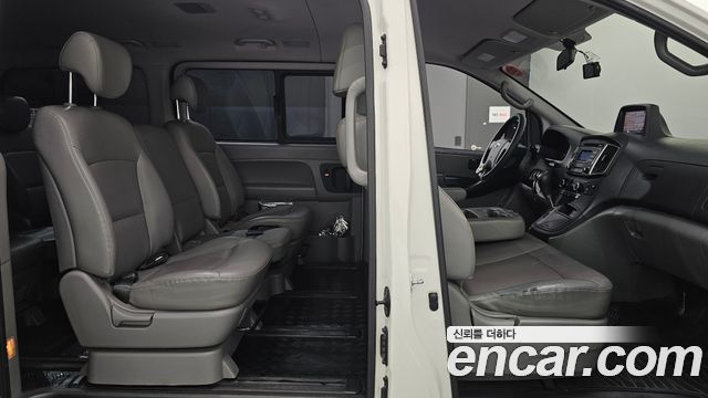 Hyundai Starex 2020 — photo 16