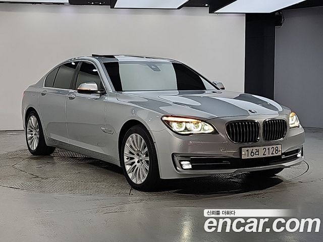 BMW 7-Series 2014 — photo 2