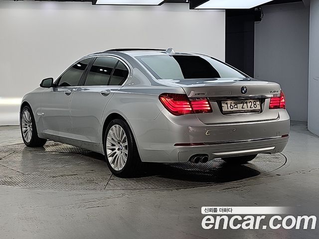 BMW 7-Series 2014 — photo 3