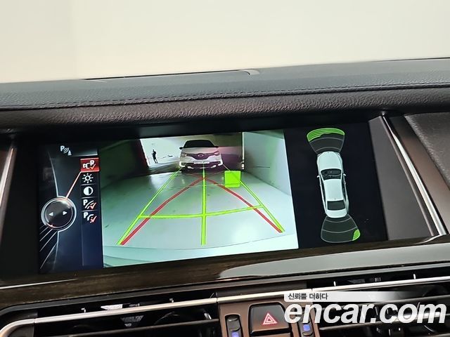 BMW 7-Series 2014 — photo 14