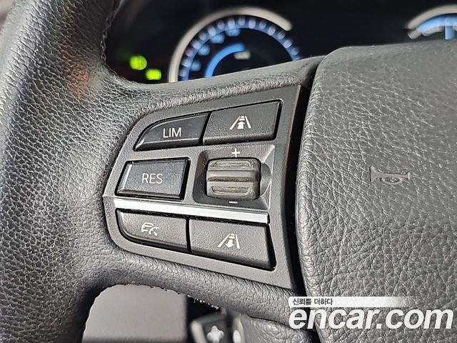 BMW 7-Series 2014 — photo 15