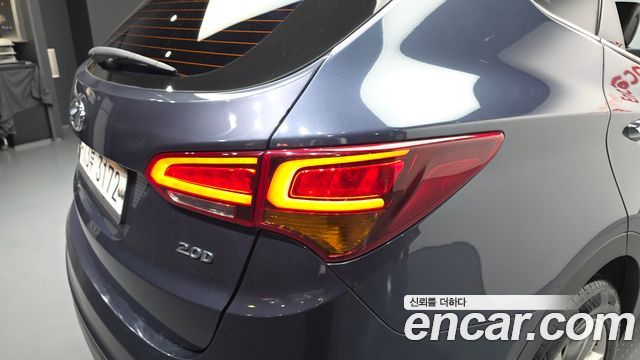 Hyundai Santafe 2018 — photo 9