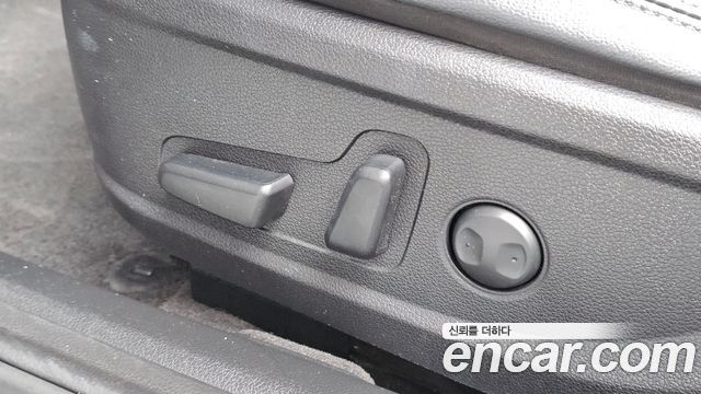 Hyundai Grandeur 2018 — photo 18