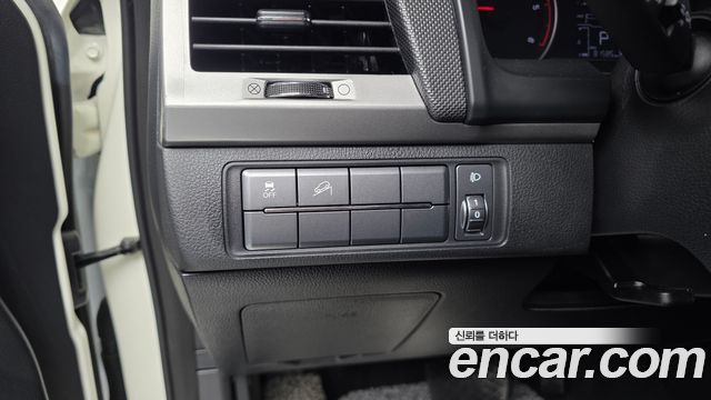 KG Mobility Rexton 2019 — photo 24