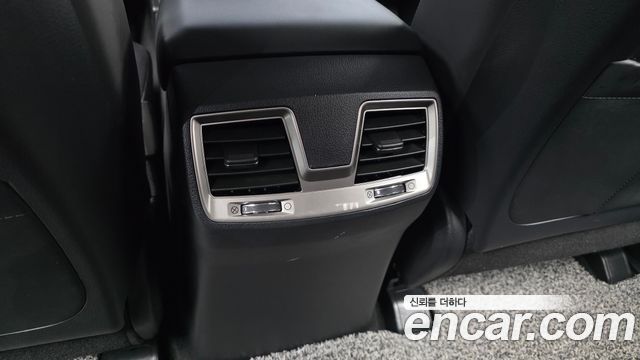 KG Mobility Rexton 2019 — photo 25