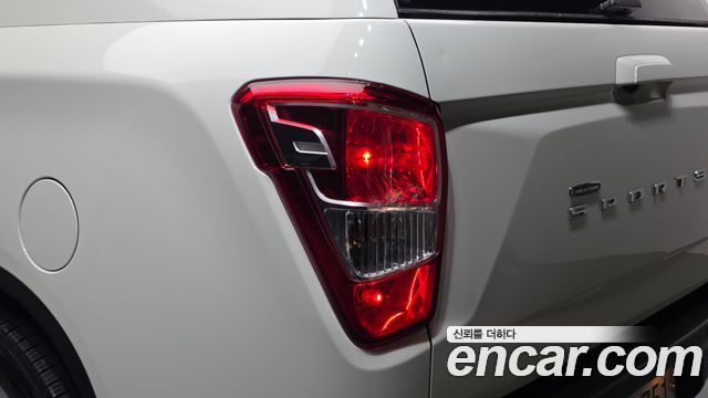 KG Mobility Rexton 2019 — photo 9