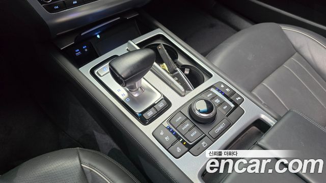 Genesis G80 2018 — photo 9