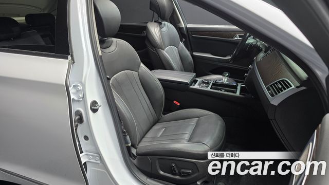 Genesis G80 2018 — photo 12