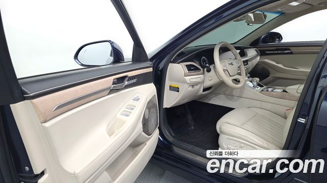 Genesis G90 2019 — photo 10